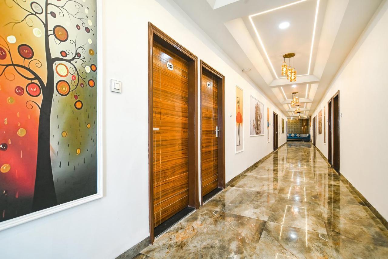 Fabhotel Stay Well Индаур Экстерьер фото