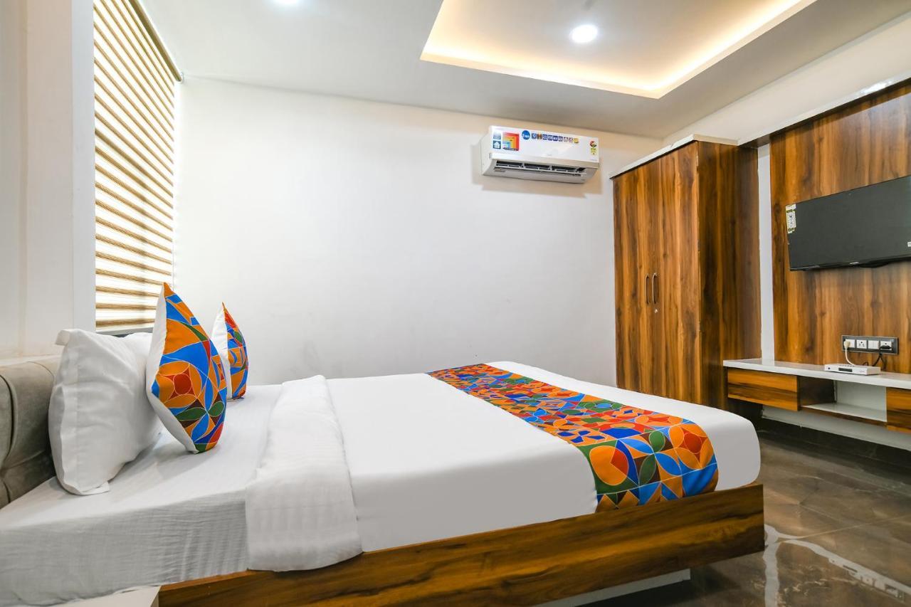 Fabhotel Stay Well Индаур Экстерьер фото